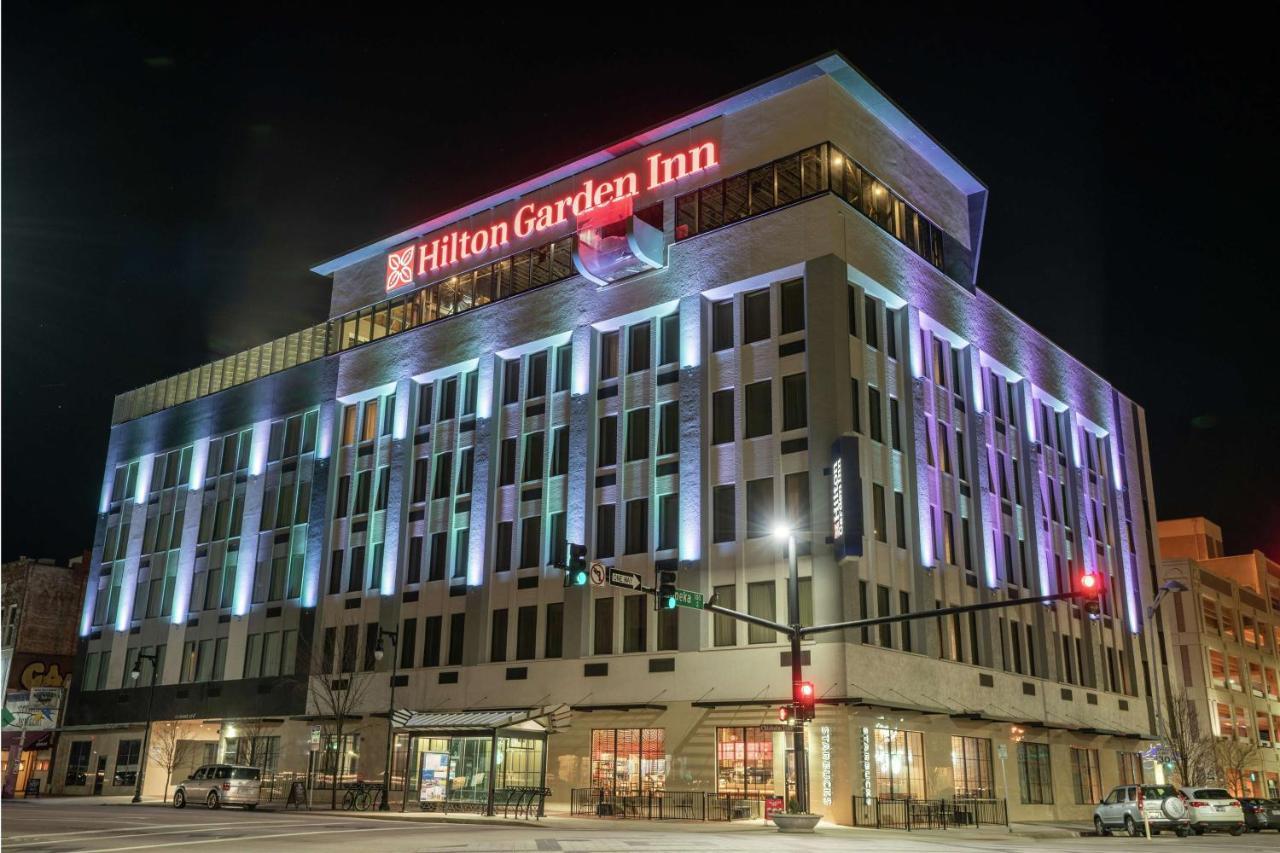 Hilton Garden Inn Wichita Downtown, Ks Экстерьер фото